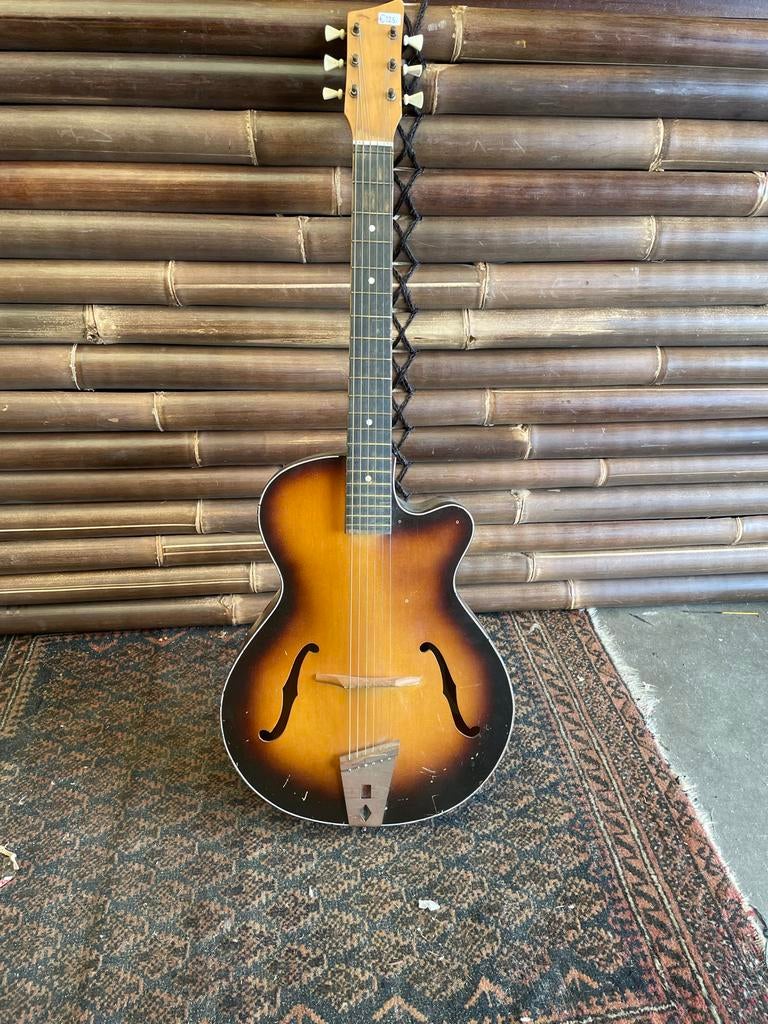 Vintage Egmond Lucky 7 Archtop Gitaar - Jaren '60 Sunburst, Gebruikt, Ophalen of Verzenden, X, X
