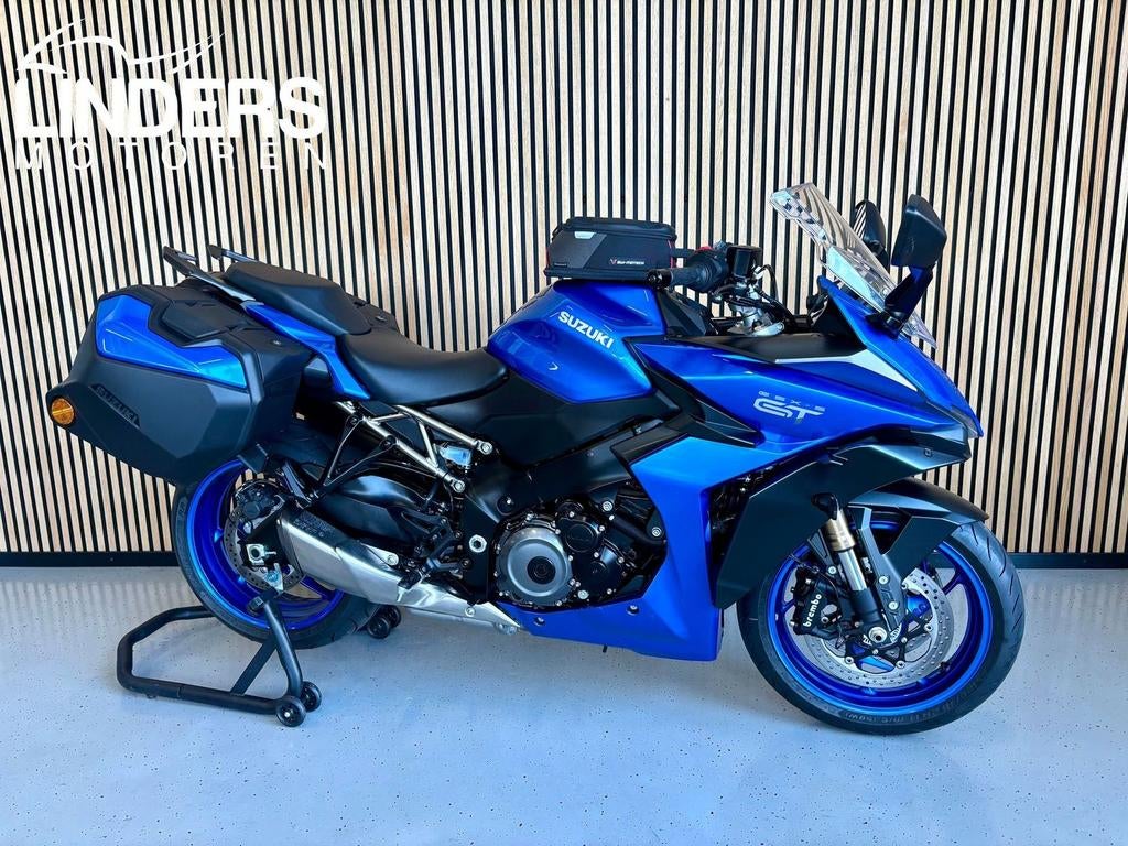 *VERKOCHT* SUZUKI GSX-S 1000 GT + kofferset (bj 2024), SUZUKI, 4 cilinders, Motorrijbewijs A, Bedrijf