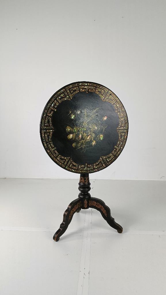 Verbazingwekkende Napoleon III Tip Top tafel, Ophalen of Verzenden