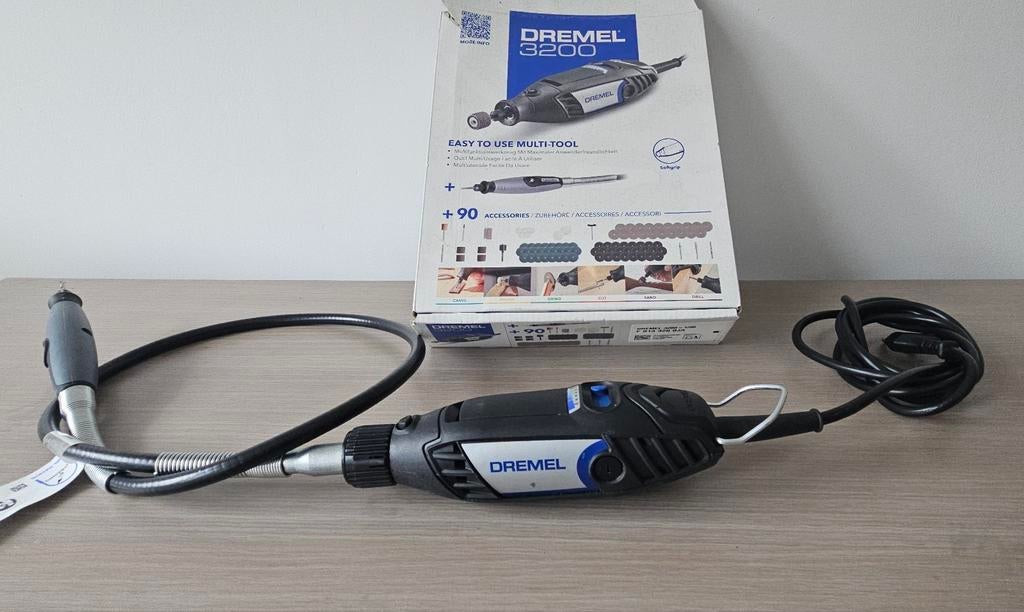 DREMEL 3200 Multitool met flexibele as en accessoires, Ophalen of Verzenden, Zo goed als nieuw, Minder dan 700 watt, Overige typen
