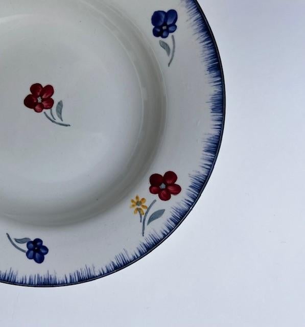 Digoin Sarreguemines Mary Lou soepbord diep bord 1922-1965, Antiek en Kunst, Antiek | Servies los, Ophalen of Verzenden