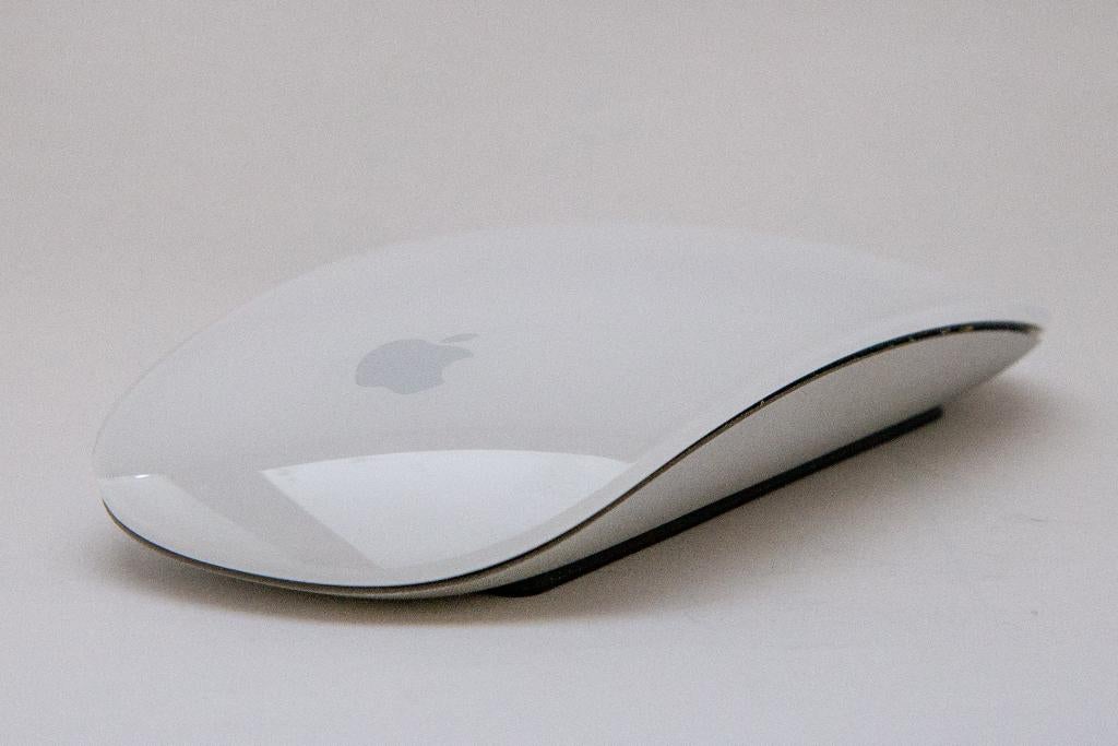 Apple Magic Mouse A1296, Muis, Gebruikt, Ophalen of Verzenden, Draadloos