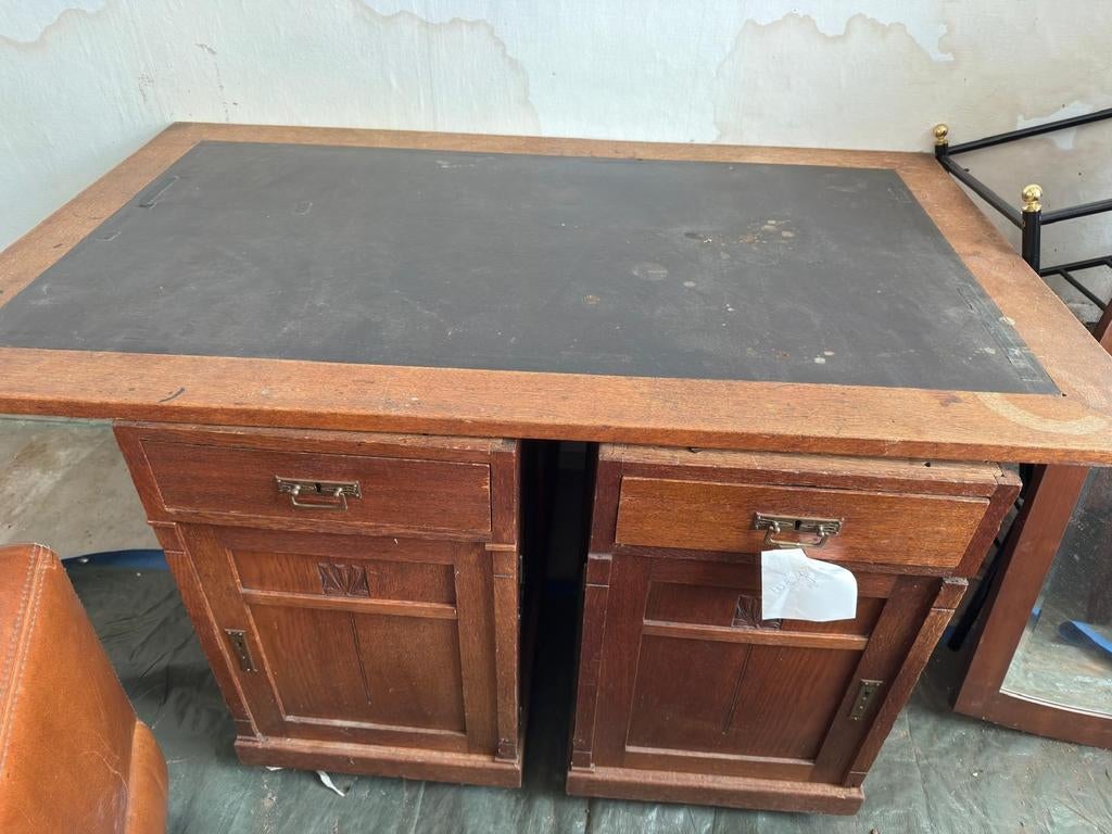 Antiek bureau met lederen blad, Ophalen of Verzenden