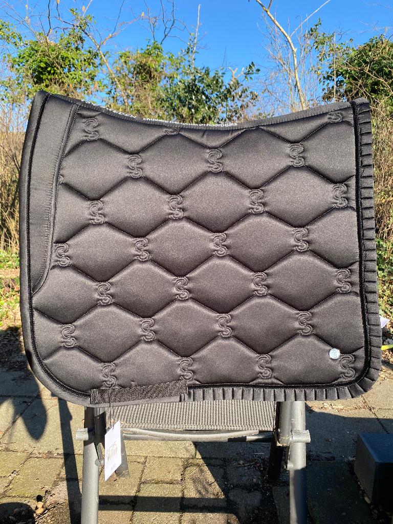 Nieuwe dressuur dekjes, Dieren en Toebehoren, Paarden en Pony's | Dekens en Dekjes, Ophalen of Verzenden, Nieuw