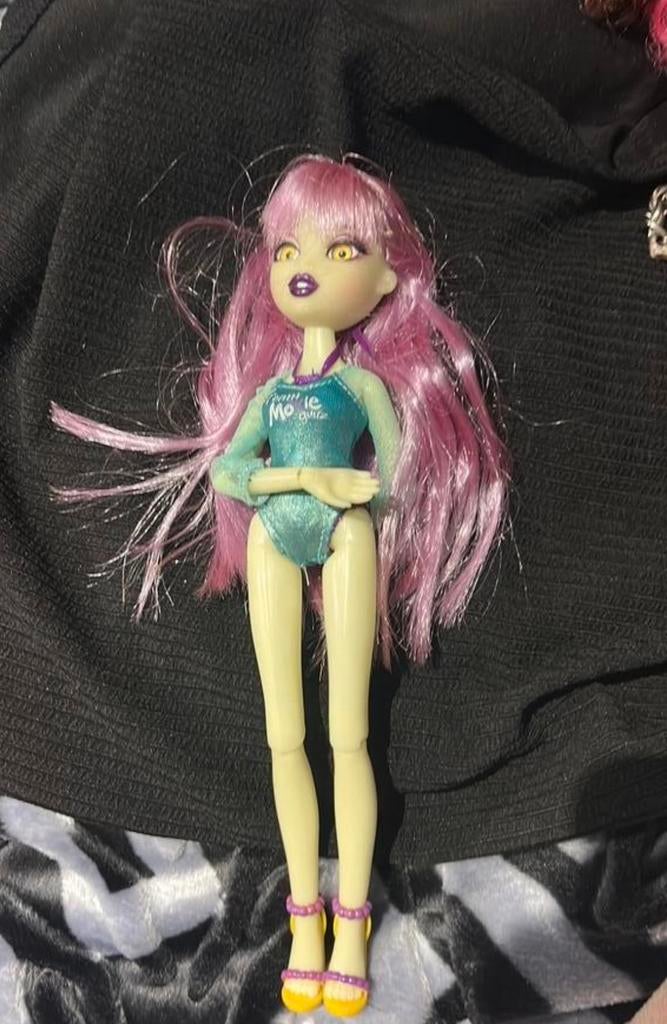 Barbie pop speelgoed GLOW IN THE DARK, Ophalen of Verzenden, Zo goed als nieuw