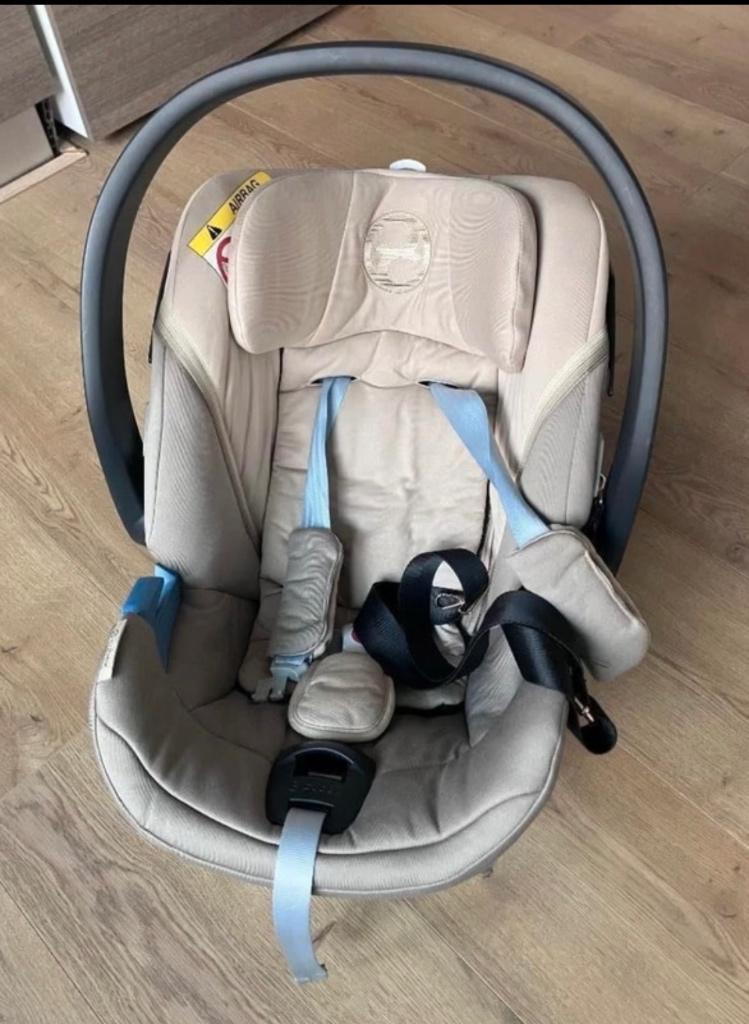 Autostoel Cybex Aton 5, Kinderen en Baby's, Autostoeltjes, Autogordel, Zo goed als nieuw, 0 t/m 13 kg, Ophalen