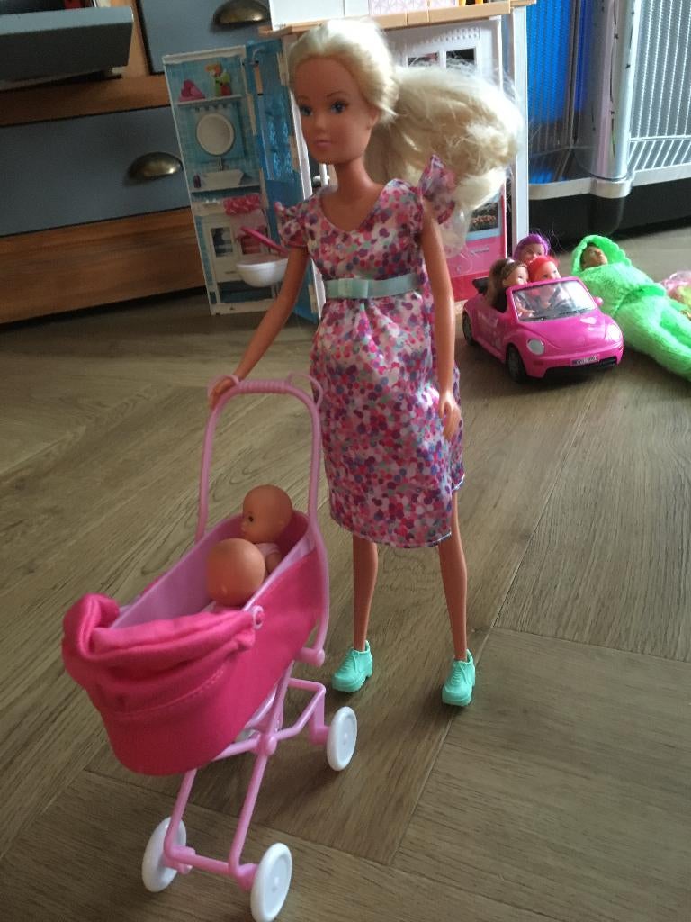 Barbie, zwangere Steffi, Ophalen of Verzenden, Zo goed als nieuw, Barbie
