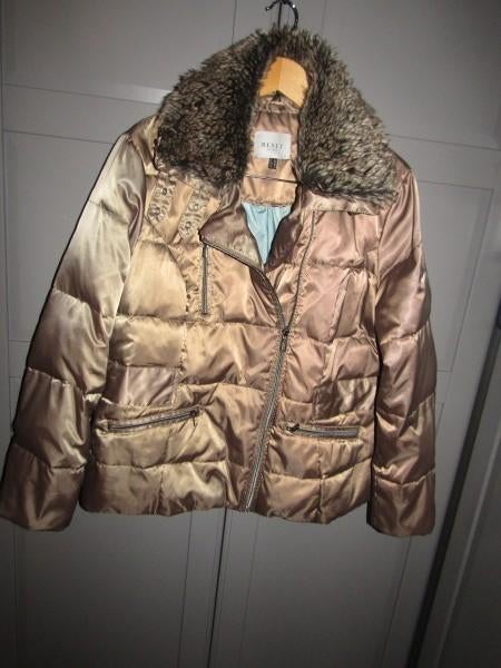 G686 Reset mt 42 jas taupe winter bontkraag dons biker model, Kleding | Dames, Jassen | Winter, Overige kleuren, Maat 42/44 (L)