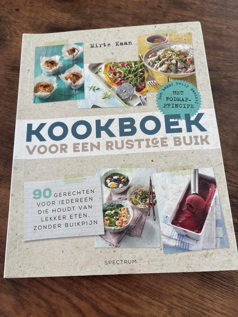 Mirte Kaan - Kookboek voor een rustige buik, Ophalen of Verzenden, Zo goed als nieuw, Mirte Kaan