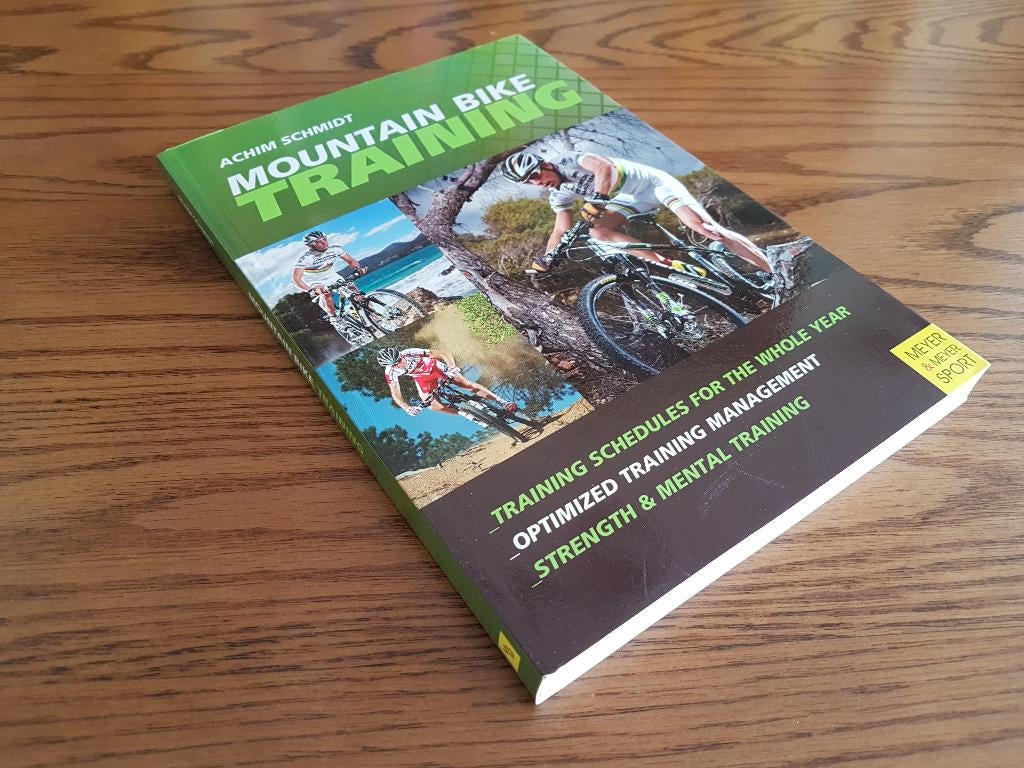 MOUNTAIN BIKE TRAINING - Achim Schmidt  (Engels), Ophalen of Verzenden, Zo goed als nieuw, Lopen en Fietsen