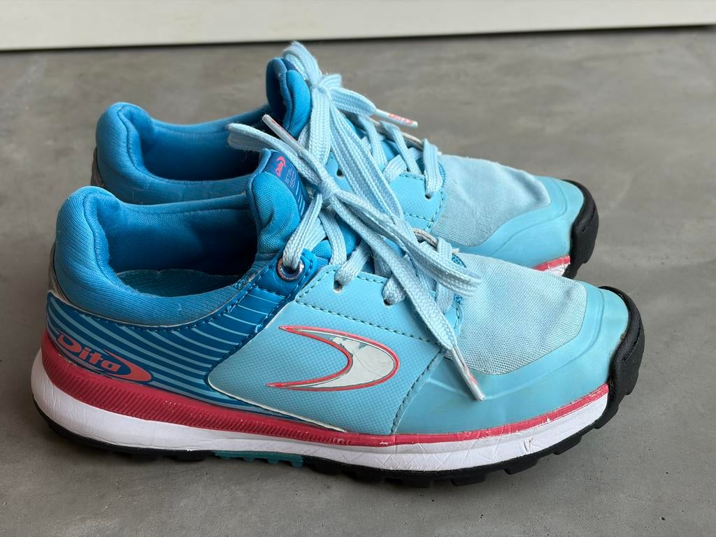 Dita STBL 150 hockeyschoenen Maat 31, Ophalen of Verzenden, Gebruikt, Schoenen