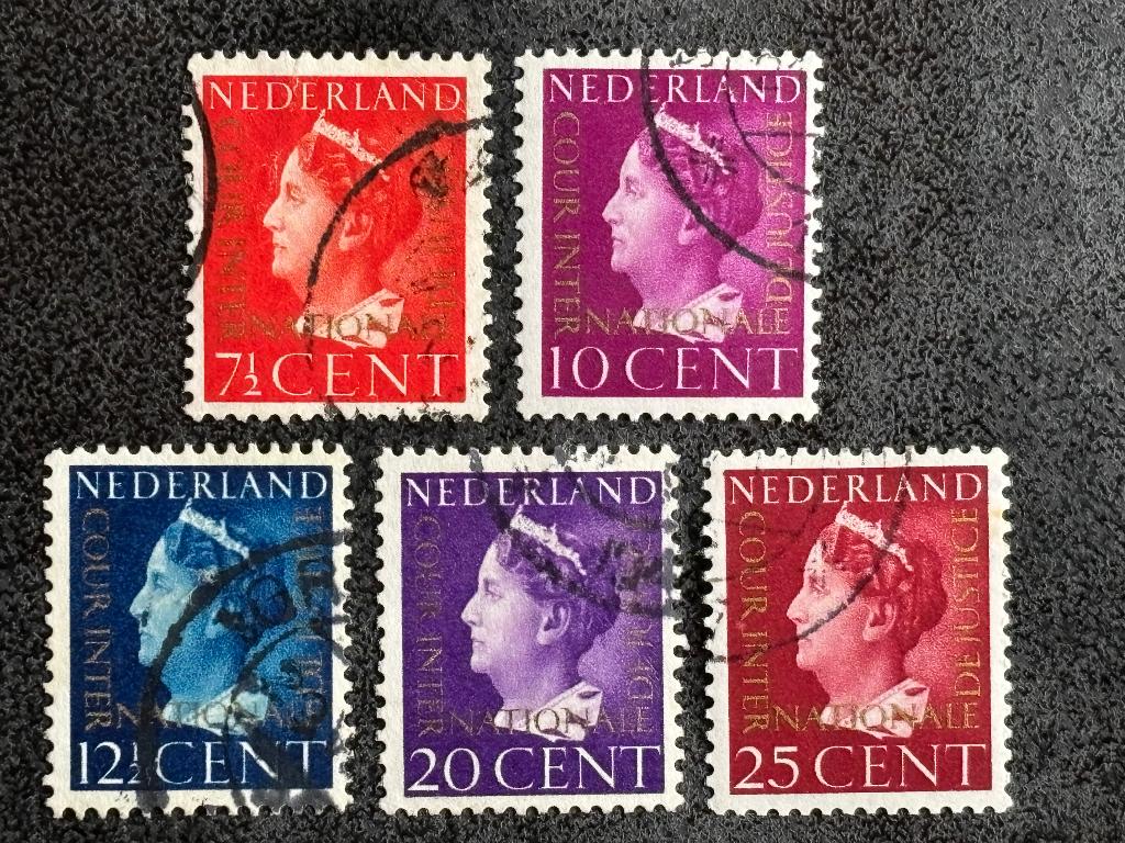 1947 NVPH D20-24 Cour de Justice, Gestempeld, Ophalen of Verzenden, Na 1940, Gestempeld