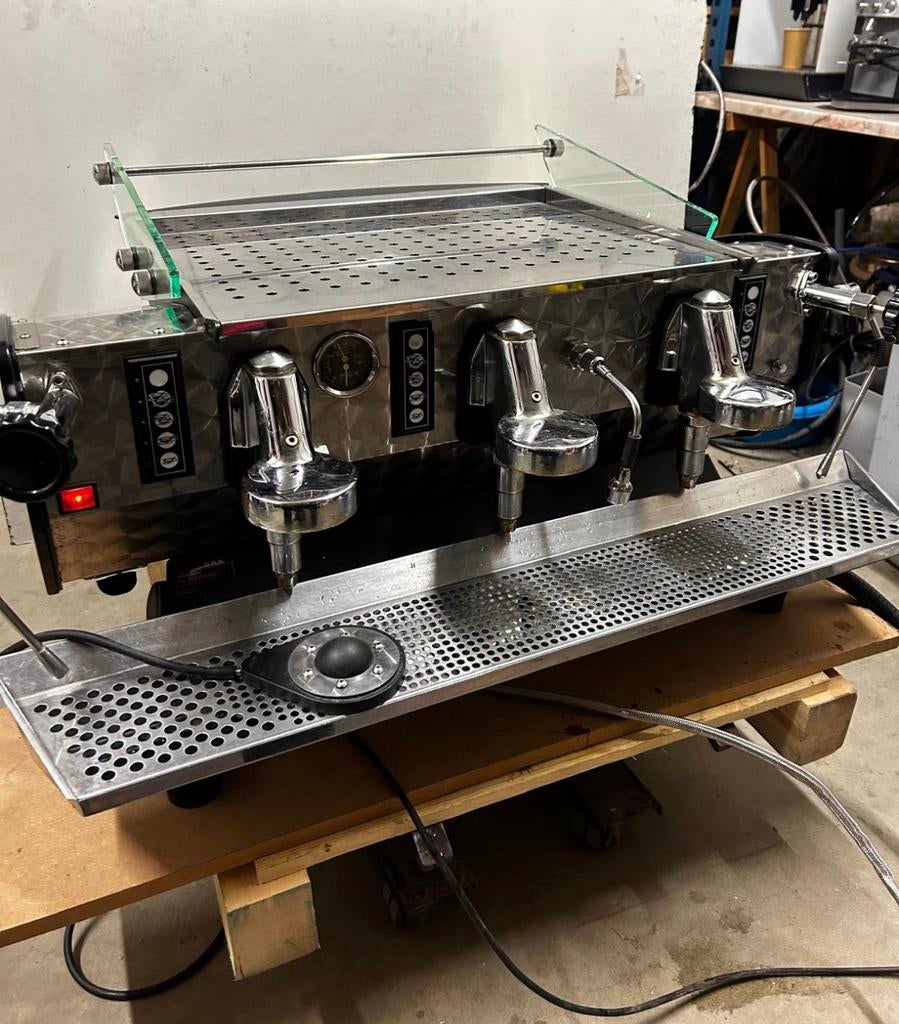 Kees van der westen mirage 3 groeps ( compleet gereviseerd), Gemalen koffie, Espresso apparaat, Refurbished, Ophalen of Verzenden