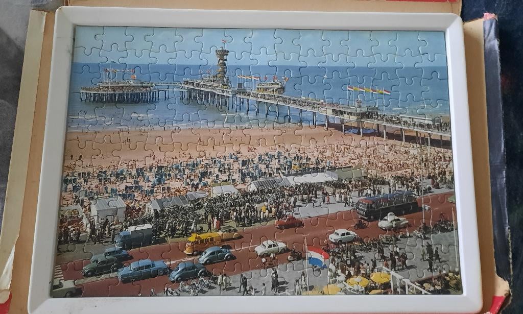 puzzel scheveningen - 60er jaren - ongeveer 160 stukjes, Ophalen of Verzenden, Minder dan 500 stukjes, Gebruikt, Legpuzzel