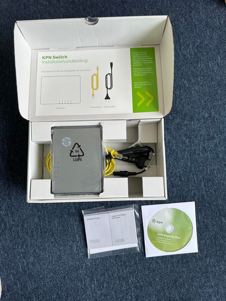 KPN Switch van HP, Computers en Software, Netwerk switches, Ophalen of Verzenden, Zo goed als nieuw