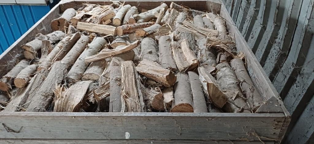 Gemengd en gekloofd haardhout, Minder dan 3 m³, Ophalen, Overige houtsoorten, Stammen