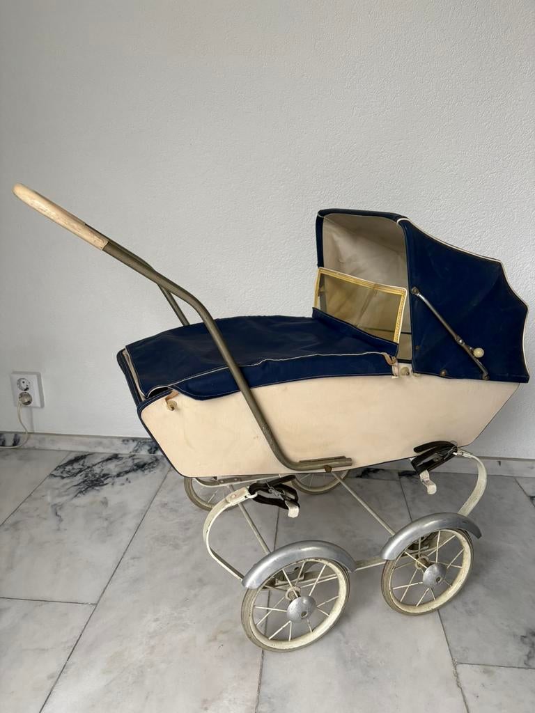 Vintage poppenwagen(60 jaar oud), Antiek en Kunst, Ophalen of Verzenden
