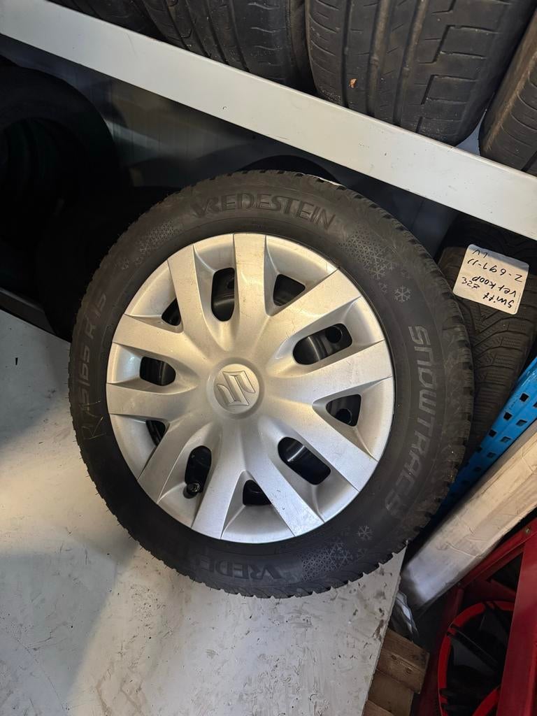 Winterbanden set Suzuki Swift met TPMs, Ophalen, Gebruikt, Winterbanden, Banden en Velgen