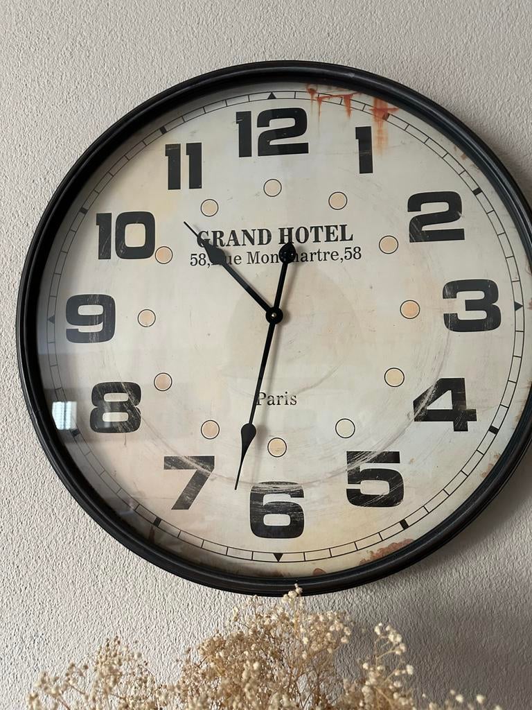 Landelijke Wandklok - Grand Hotel Paris, Ophalen, Gebruikt, Analoog, Wandklok
