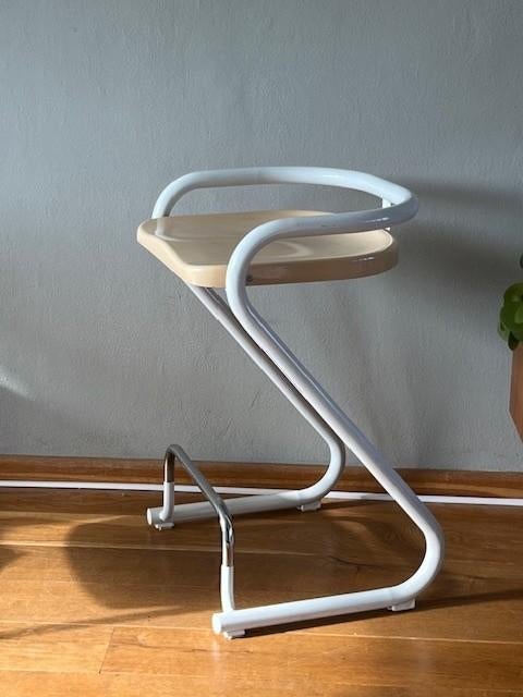 Lammhult S70 barkruk jaren 70, Huis en Inrichting, Barkrukken, Gebruikt, 60 tot 90 cm, Ophalen of Verzenden, 1 kruk