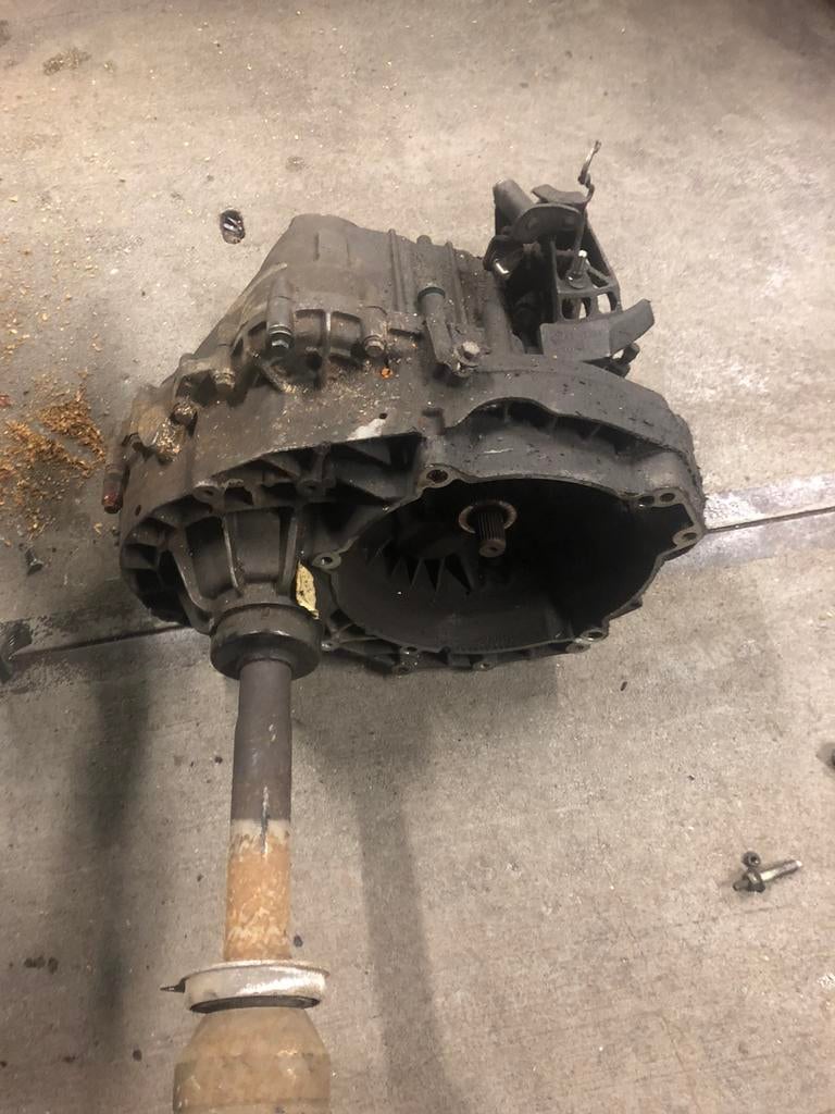 Versnellingsbak  vw t5 tdi  6 bak, Ophalen of Verzenden