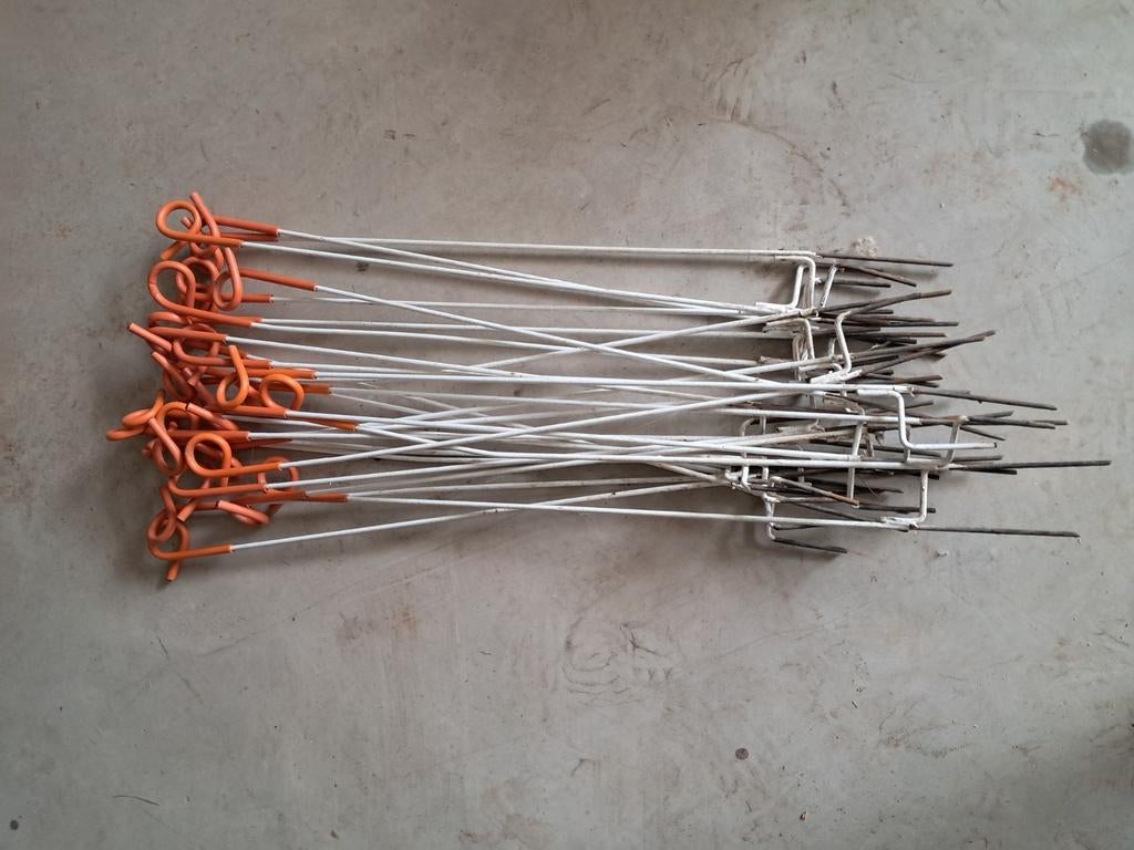 Rantsoenpaaltjes en draad ongeveer 3000 mtr, Dieren en Toebehoren, Ophalen, Gebruikt