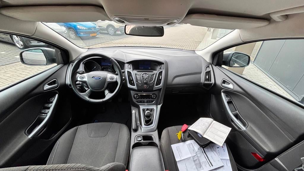 Ford Focus Wagon 125pk Titanium NAVI | CLIMATE CONTROL | CRU, Euro 5, Gebruikt, Zwart, Bruin