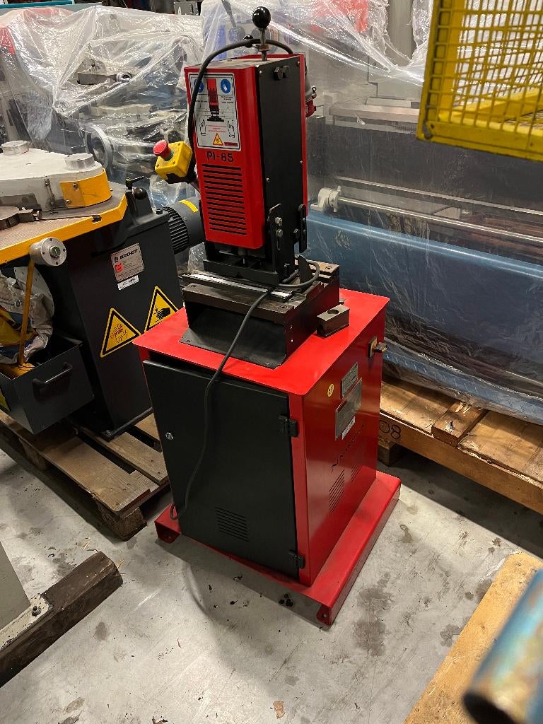 Nargesa Ponsmachine, Ophalen, Nargesa, Nb, Nb