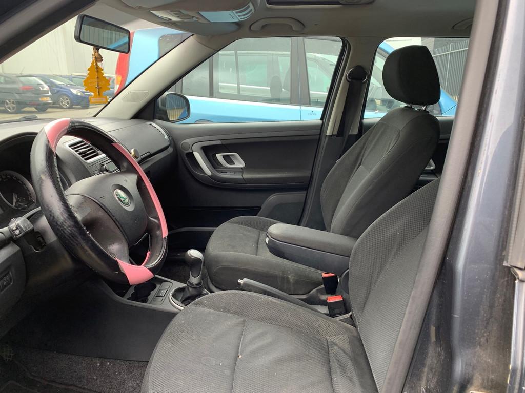 Skoda Fabia 1.9 TDI Elegance|Climate Control|, Voorwielaandrijving, Stof, Zwart, 4 cilinders