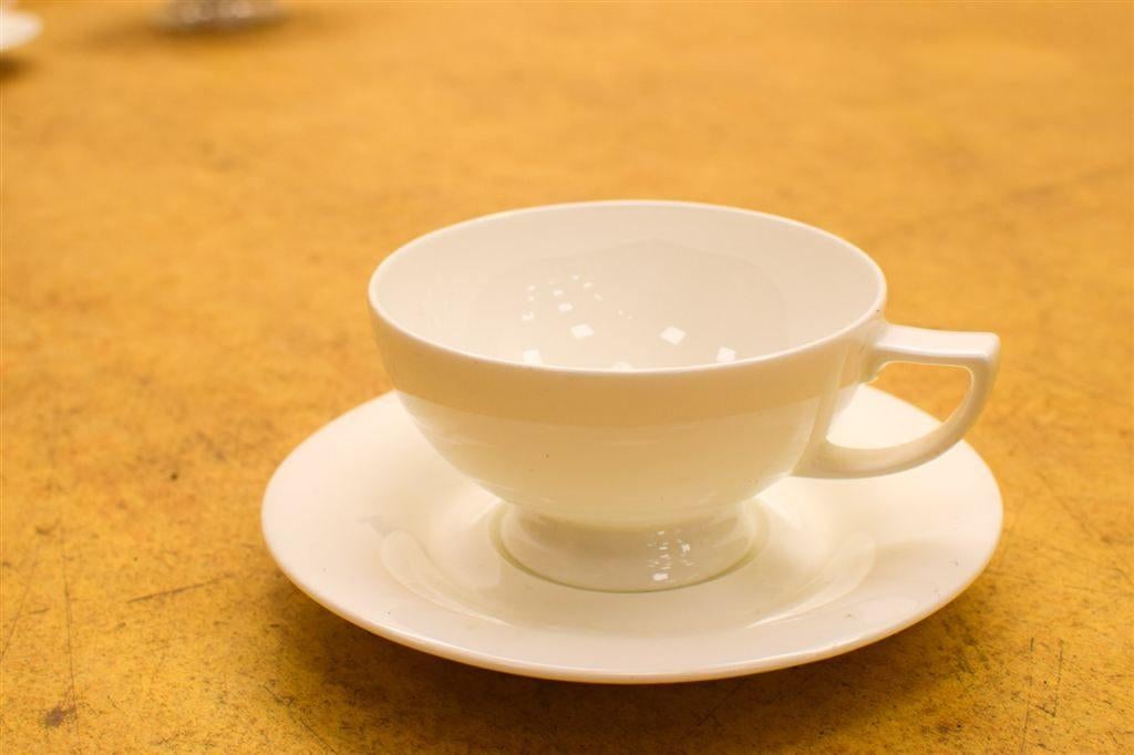 14 delig Hutschenreuther bone china porseleinen theeservies, Gebruikt, Ophalen of Verzenden, Bord(en), Wedgwood