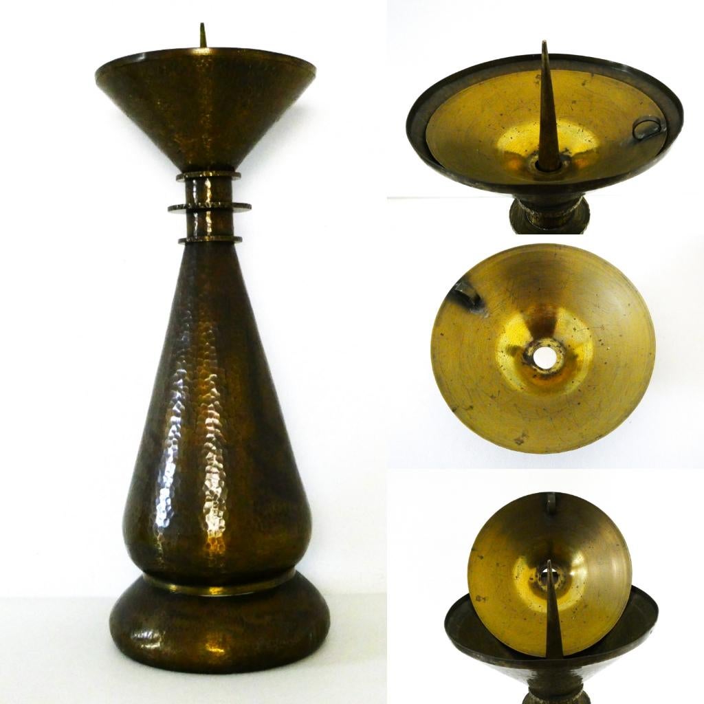 Gehamerde messing kandelaar Amsterdamse School kerkkandelaar, Ophalen of Verzenden, Koper of Brons