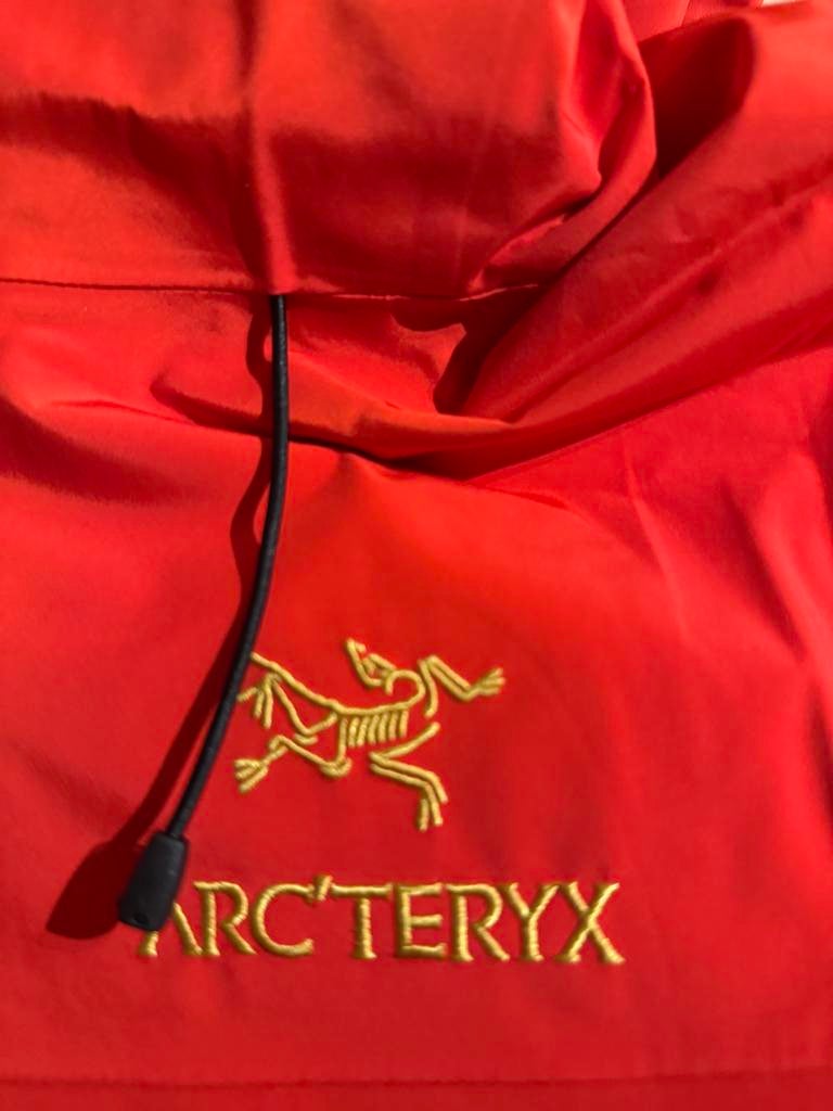 Arc'teryx Gore-Tex Pro Jas - Oranje, Ophalen of Verzenden, Zo goed als nieuw, Overige maten, Oranje