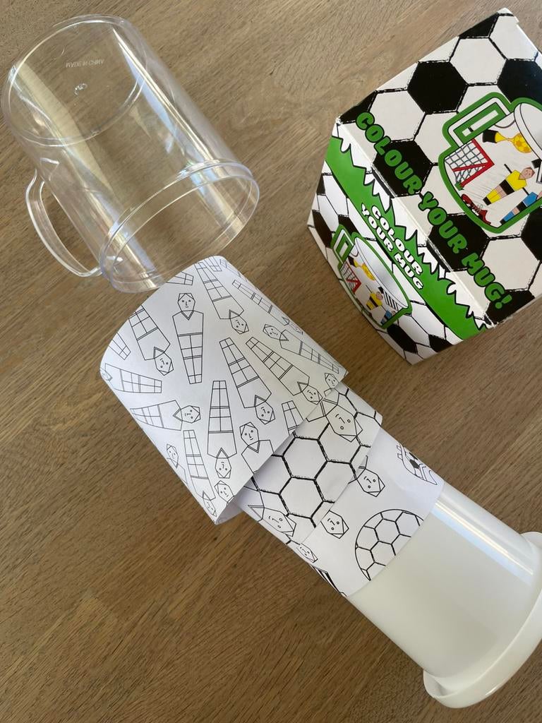 Drinkbeker met kleurplaten. Kleur je eigen mok. Nieuw., Ophalen of Verzenden, Nieuw, Knutselen