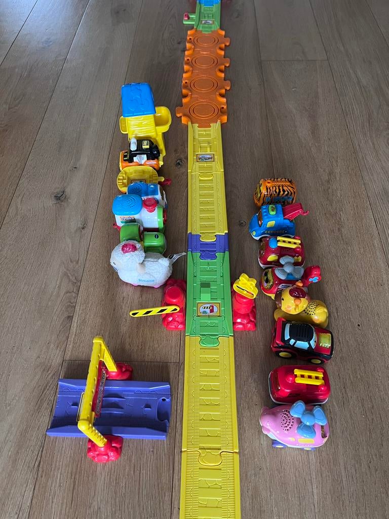 VTech Treinbaan met exta auto’s, Kinderen en Baby's, Speelgoed | Vtech, Ophalen, Gebruikt, 2 tot 4 jaar