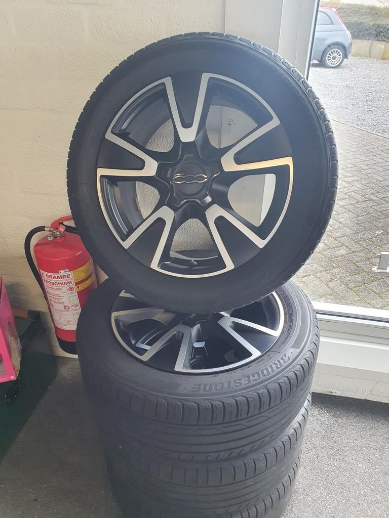 Originele Fiat 500X 17 inch velgen met Bridgestone banden, Auto-onderdelen, Banden en Velgen, Ophalen, Banden en Velgen, 17 inch