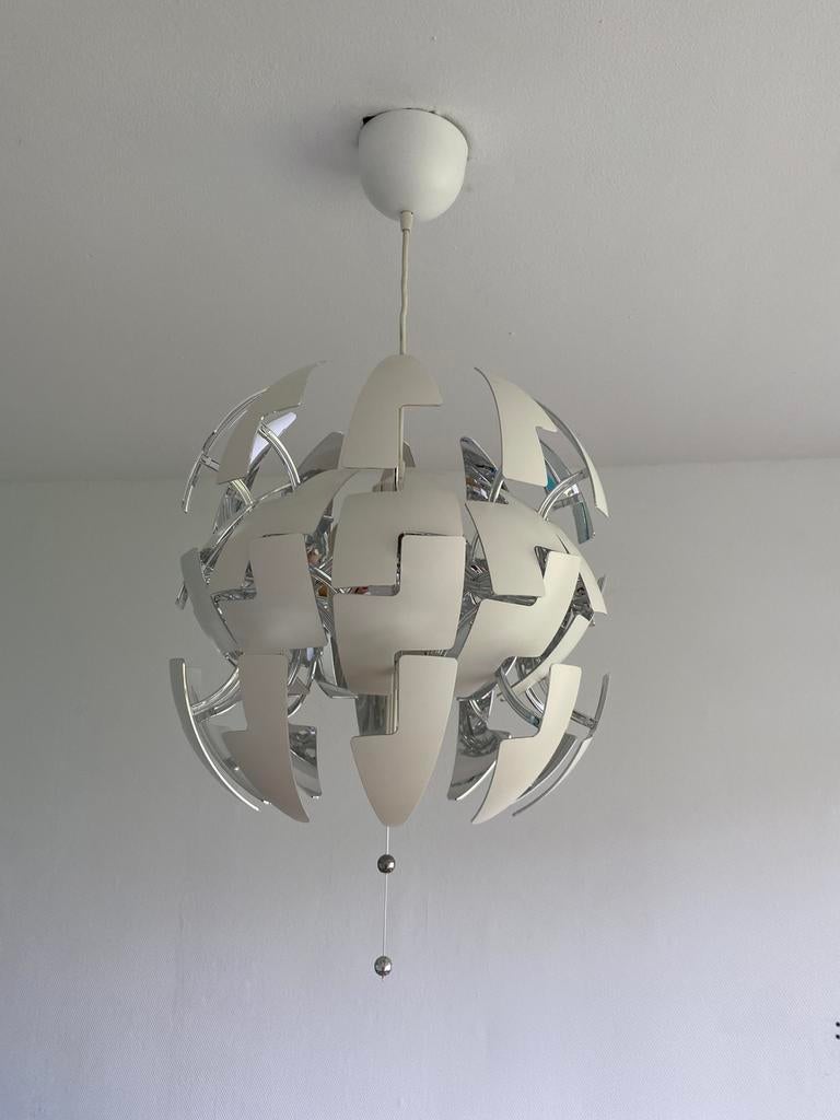 IKEA hanglamp bol zilveren binnenkant, Huis en Inrichting, Ophalen, Gebruikt, Kunststof