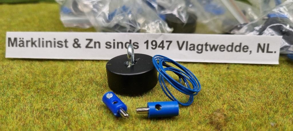 Marklin kraan ( 7051) Magneten nieuw in blister € 27.25, Hobby en Vrije tijd, Wisselstroom, Overige typen, Analoog, Nieuw