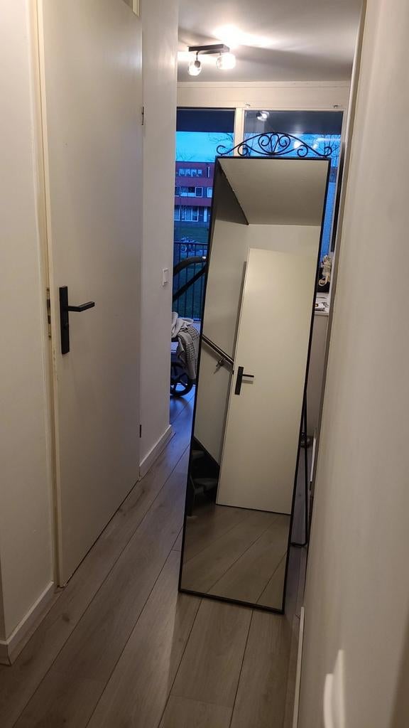 Ikea karmsund spiegel, Huis en Inrichting, Woonaccessoires | Spiegels, Minder dan 50 cm, Ophalen of Verzenden, Zo goed als nieuw