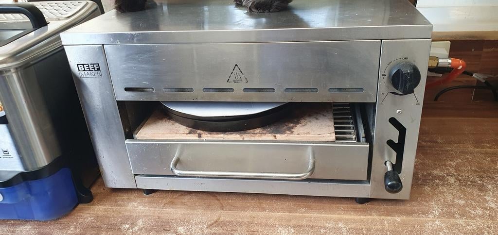 Beefmaker gasgrill / pizzaoven - Gebruikt, Ophalen, Gebruikt, Beefmaker