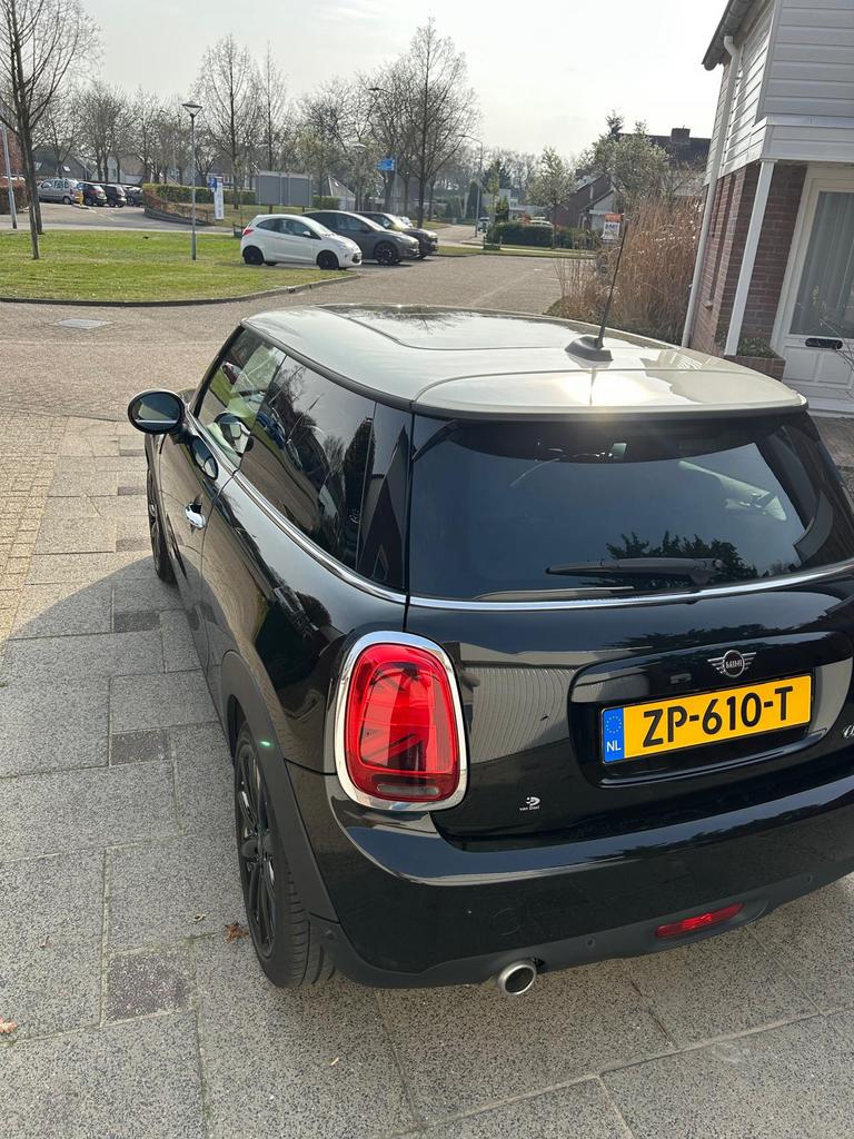 Mini Cooper 60Years edition1.5  2019 Zwart, Zwart, 4 stoelen, Particulier, 3 cilinders