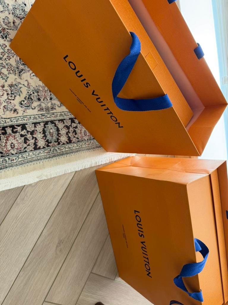 Louis vuitton dozen, Doos, Minder dan 35 cm, Minder dan 50 cm, Ophalen of Verzenden