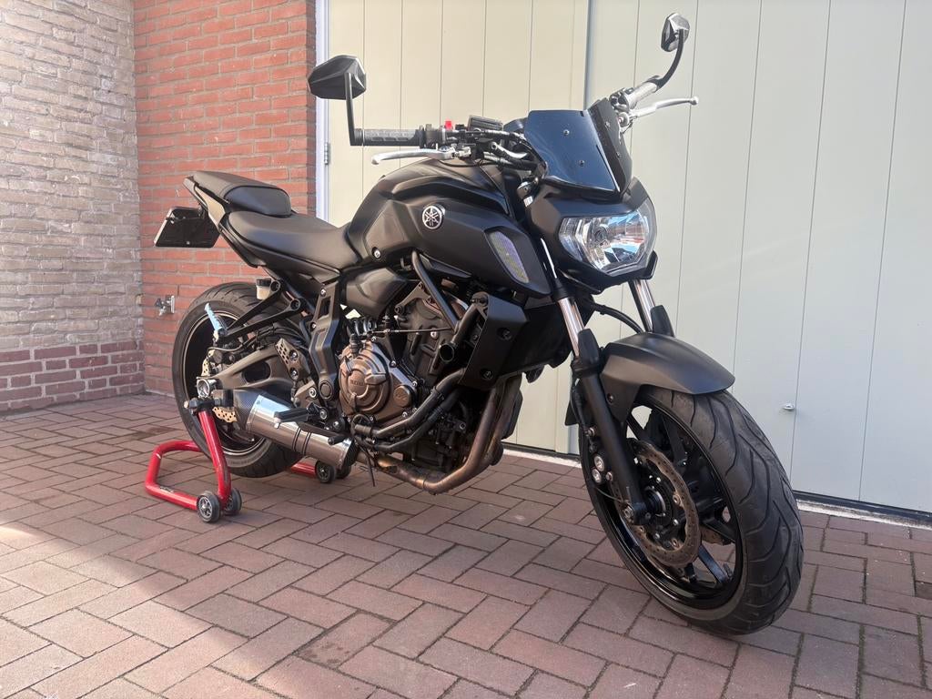 Yamaha mt 07 zwart 2020 met Abs, 2 cilinders, Sportuitlaat, Particulier, Meer dan 35 kW