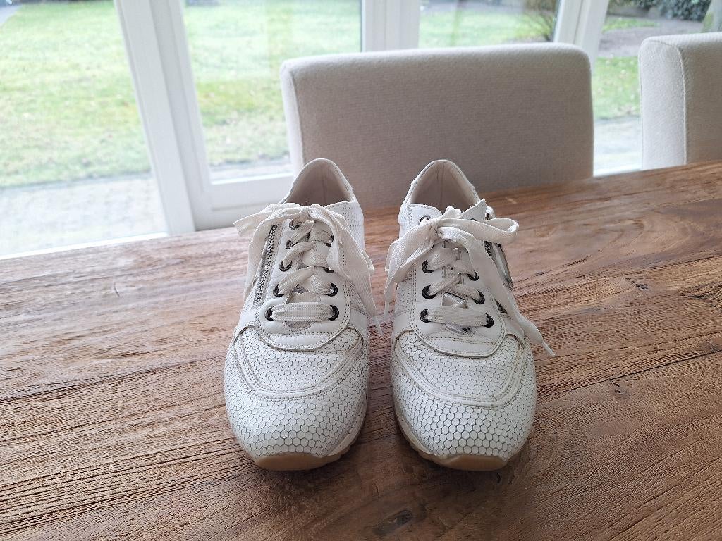 Witte damesschoenen maat 39, Wit, Ophalen of Verzenden, Sneakers of Gympen, Zo goed als nieuw