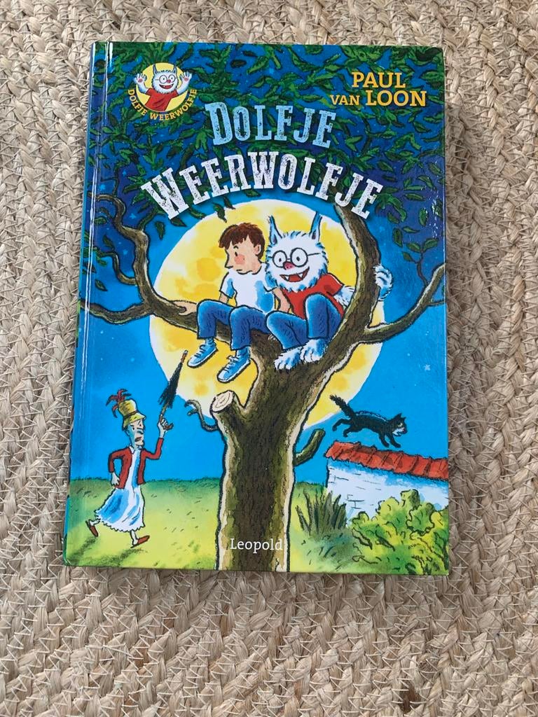 Dolfje Weerwolfje - Paul van Loon (Nummer 1), Boeken, Ophalen of Verzenden, Zo goed als nieuw, Fictie algemeen