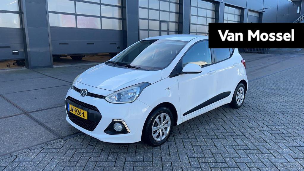 Hyundai i10 1.0i i-Motion Go! 2016 | Navigatie | Extra Getin, Voorwielaandrijving, Stof, Gebruikt, 31 €/maand