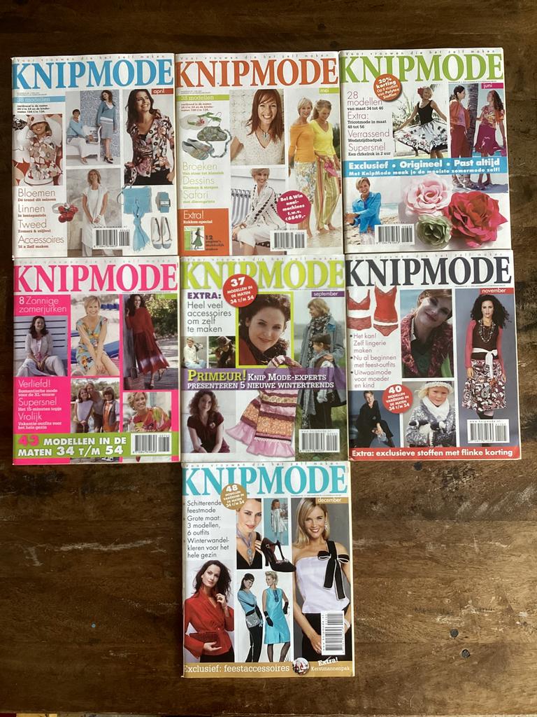 7x Knipmode naaitijdschriften, 4, 5, 6,7, 9, 11 en 12 2005., Ophalen of Verzenden, Zo goed als nieuw, Vrouw, Knipmode