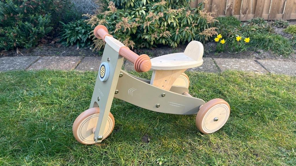 Loopfiets little dutch, Ophalen, Zo goed als nieuw, Rij- of Hobbelspeelgoed