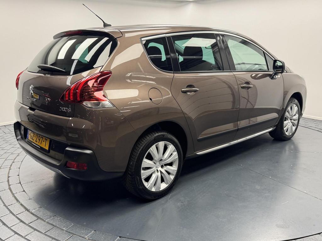 Peugeot 3008 1.2i Navigatie-Cr.contr-Clima-Camera-Panoramada, Voorwielaandrijving, Stof, Gebruikt, 1199 cc