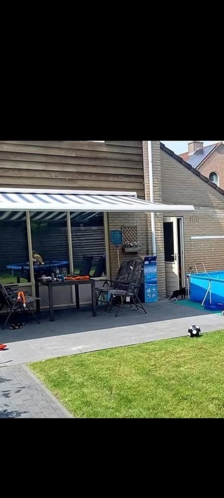 Zonnescherm 5 meter - doek heeft aandacht nodig, Ophalen of Verzenden, Gebruikt, 450 cm of meer, Knikarmscherm