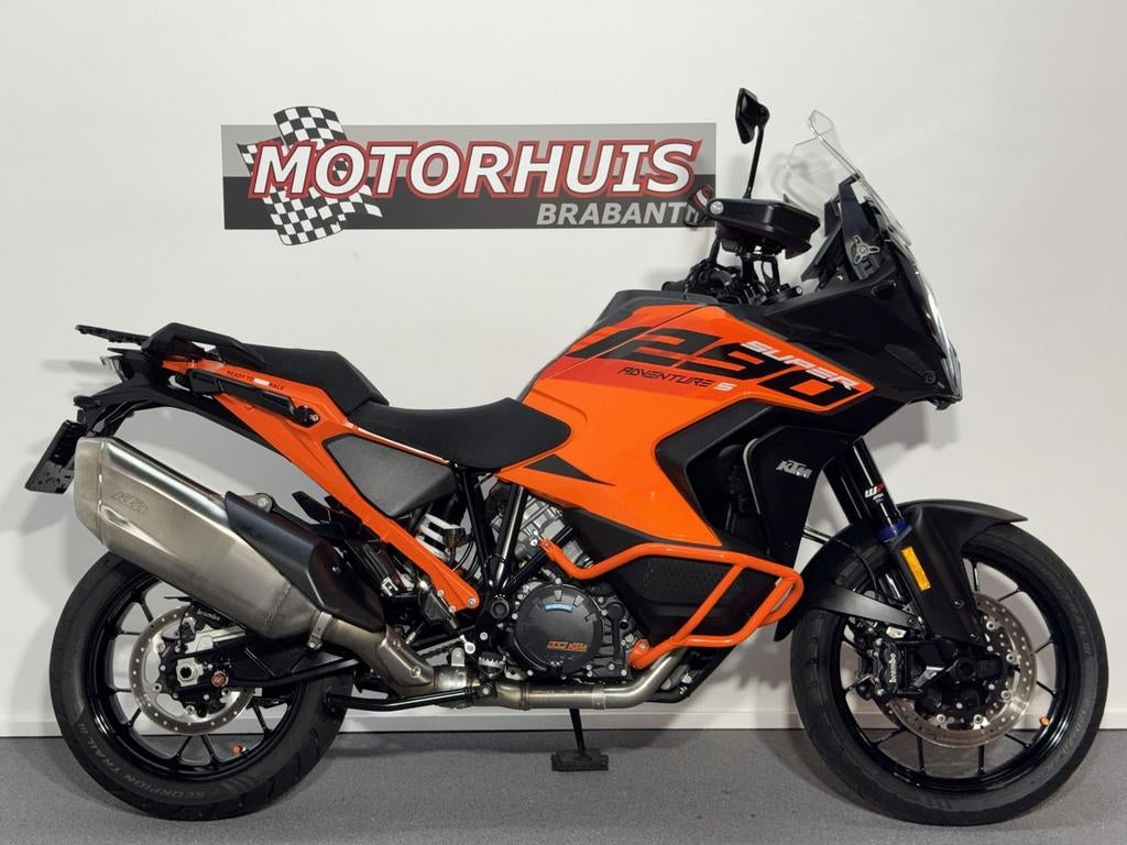 KTM 1290 SUPER ADVENTURE S (bj 2023), 2 cilinders, KTM, Bedrijf, Overig